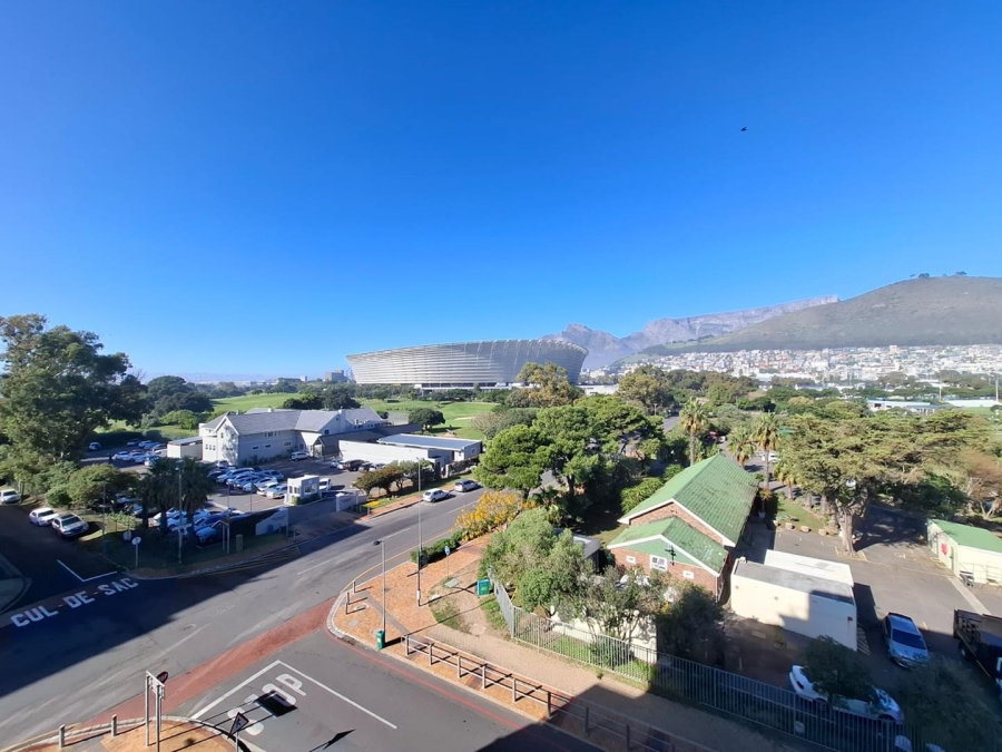 1 Bedroom Property for Sale in Mouille Point Western Cape